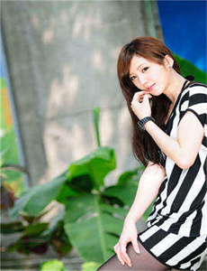 《欧美女装大佬》
