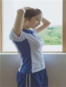 《美女教师张丽莉》