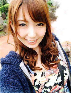 《农村艳妇疯狂做爰》